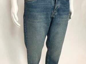 Relaxed Cropped Jeans