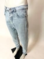 Relaxed Cropped Jeans - Image 6