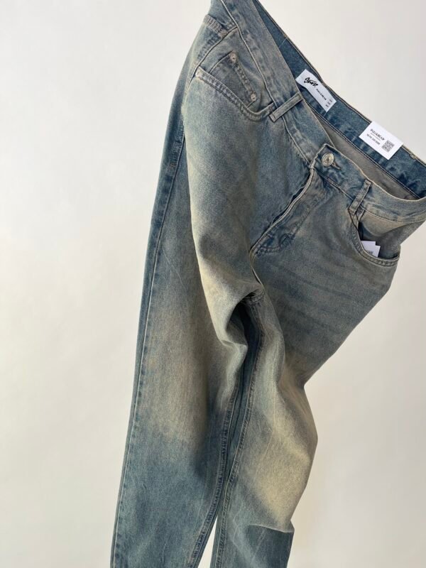 relaxed jeans - Image 3