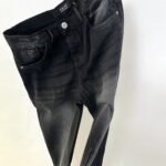 Relaxed Jeans - Image 4