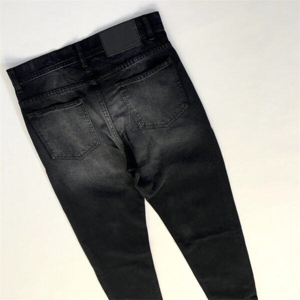 Relaxed Jeans - Image 8