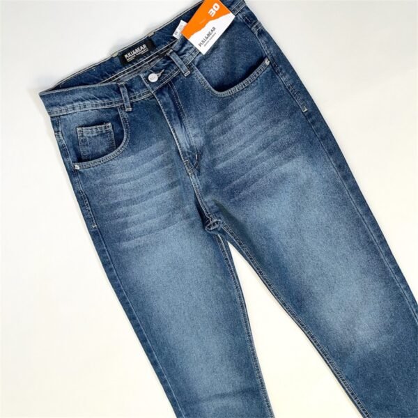 Relaxed Jeans - Image 9